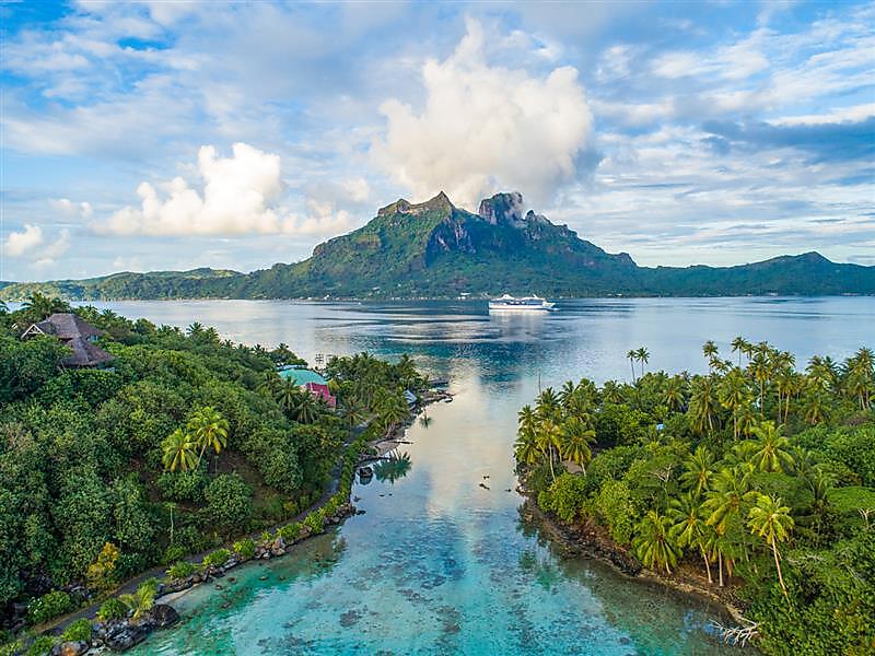 Tahiti & the Society Islands